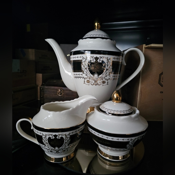 Other - NIB Angioletti Designs Black Gold Scallop Porcelain 3-Pc Tea Set Teapot Sugar
